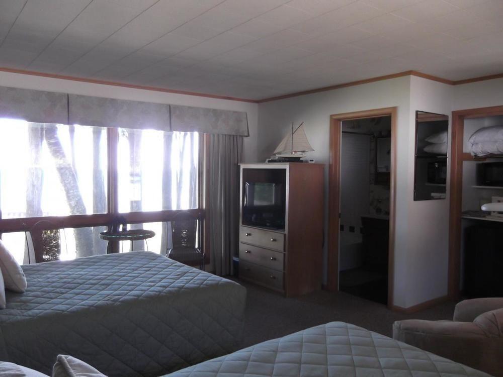 Square Rigger Harbor Motel Baileys Harbor Εξωτερικό φωτογραφία